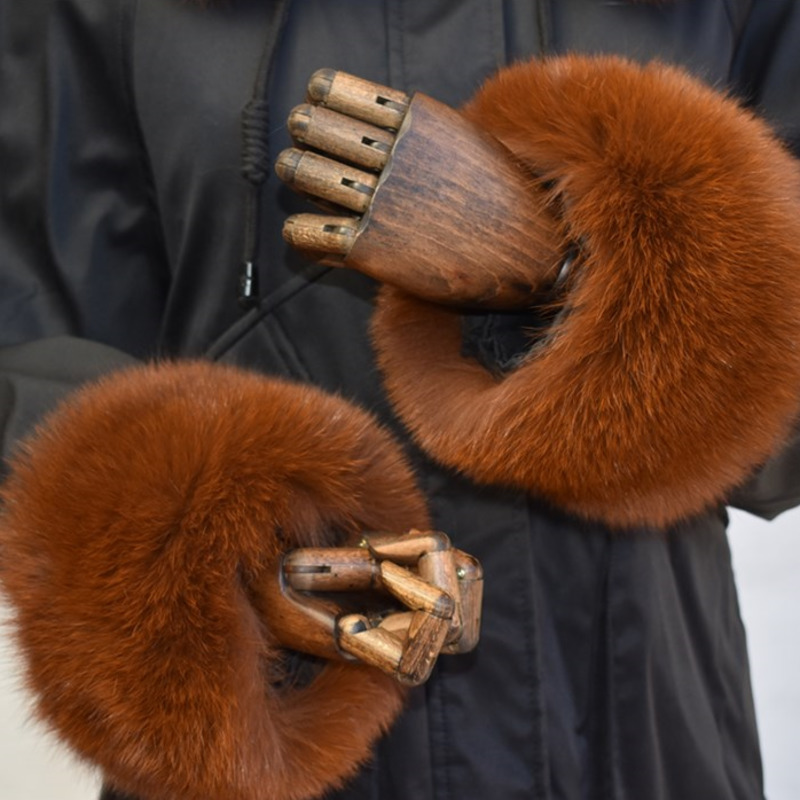 Poignets en fourrure de renard - Winter Clothing Pk avis et prix