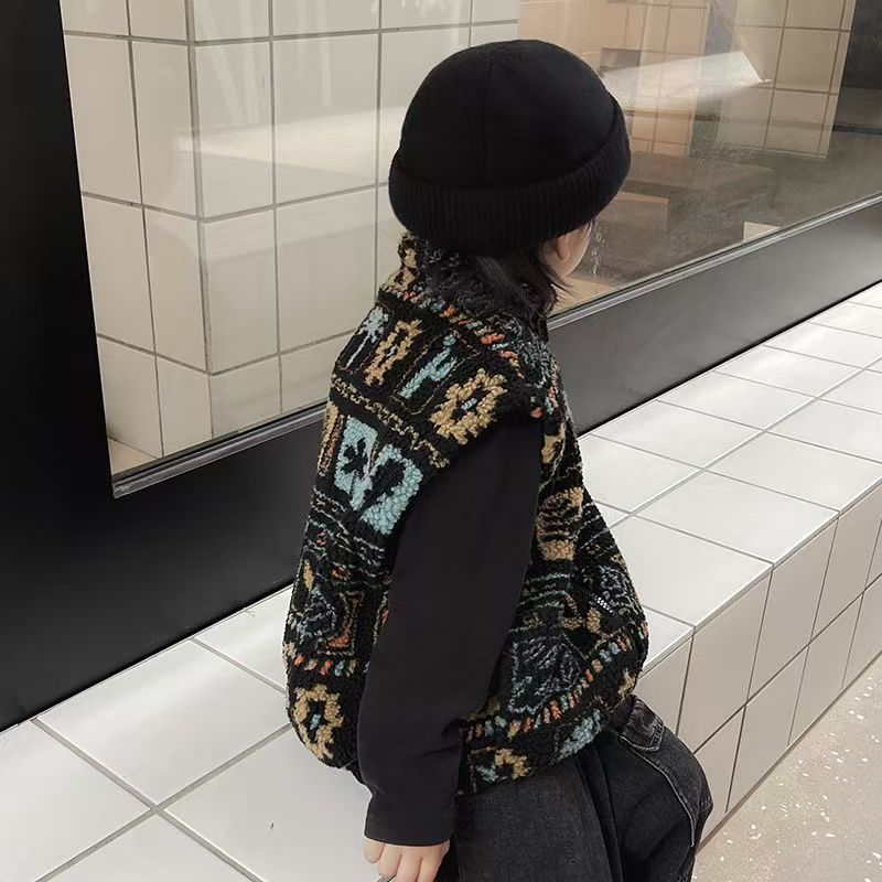 Vêtements pour enfants : Gilet - Winter Clothing Drawing avis et prix